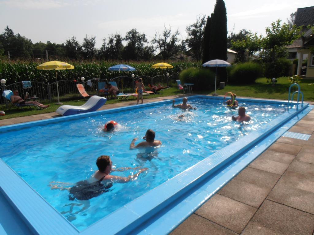 Ferienanlage Seehof Krumpendorf Εξωτερικό φωτογραφία